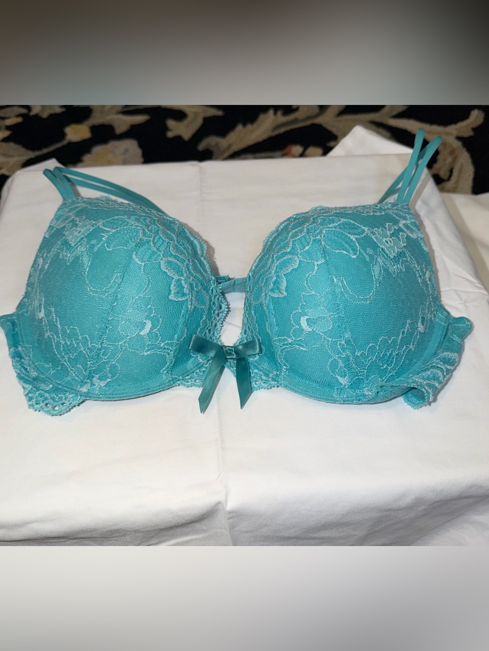 Victoria's Secret Turquoise Lace Push-Up Bra